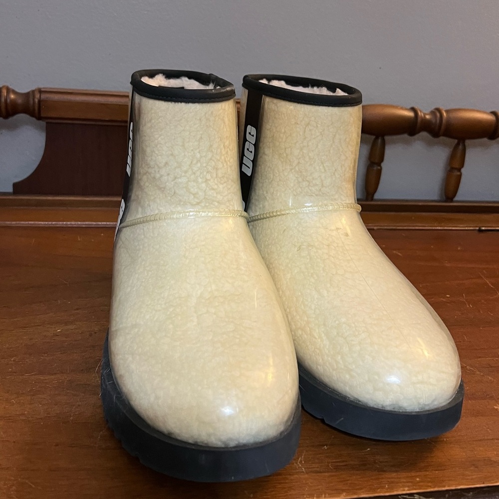 Ugg Cream Waterproof Boots womens 12